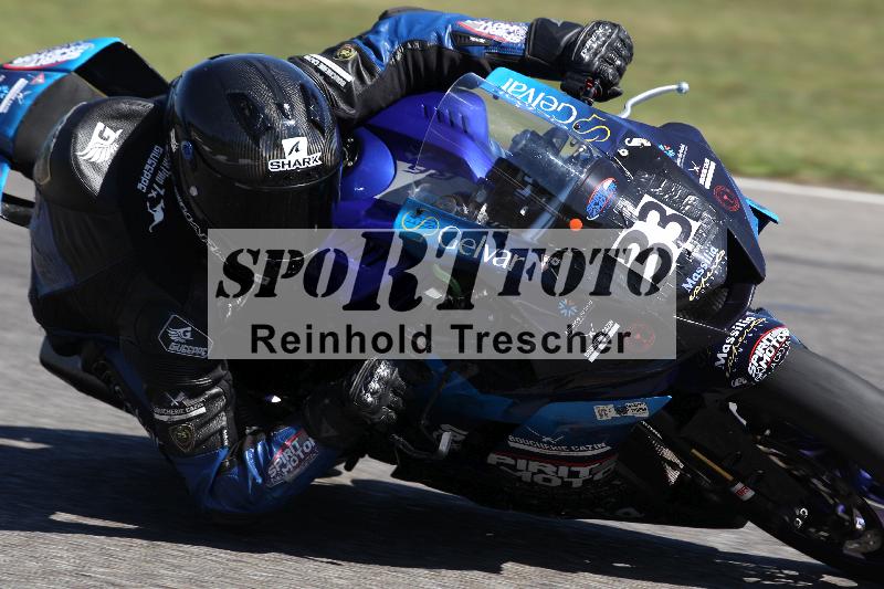 /Archiv-2025/48 25.08.2025 Cornu Master School ADR/rot-rouge/33